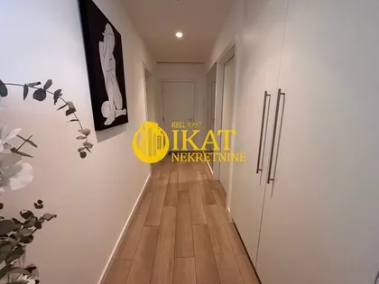 Omladinskih Brigada | 4zida.rs