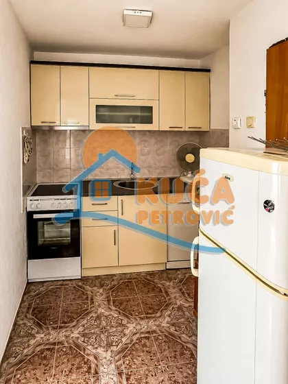 Rentgenova | 4zida.rs