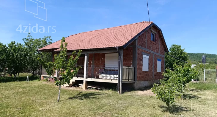 2-etažna kuća | 4zida