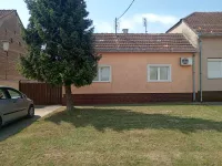 Krčedin, Okolne lokacije, Inđija | 4zida.rs | 4zida.rs