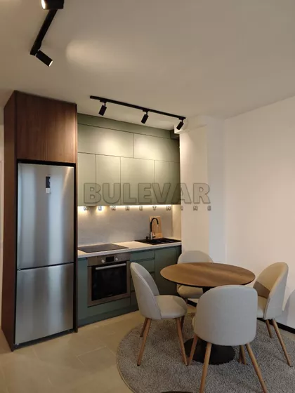 Cara Uroša | 4zida.rs