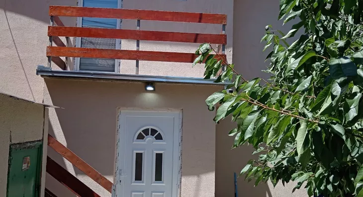 Ugostiteljski objekat | 4zida