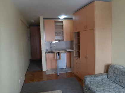 Ćirpanova 1/A | 4zida.rs