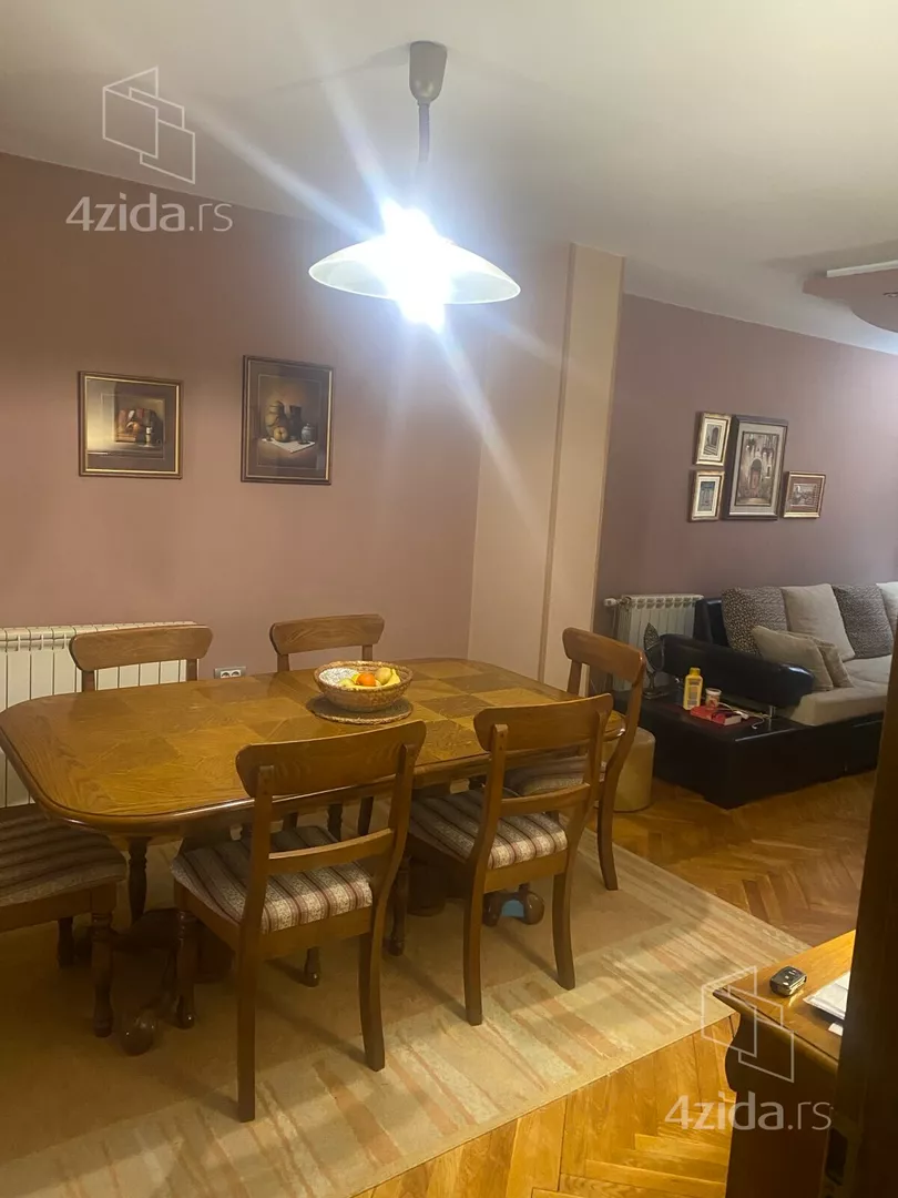 3-etažna kuća | 4zida