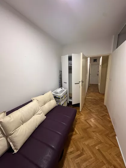 Radovana Simića Cige 4 | 4zida.rs
