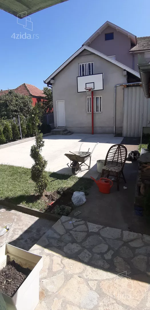 3-etažna kuća | 4zida