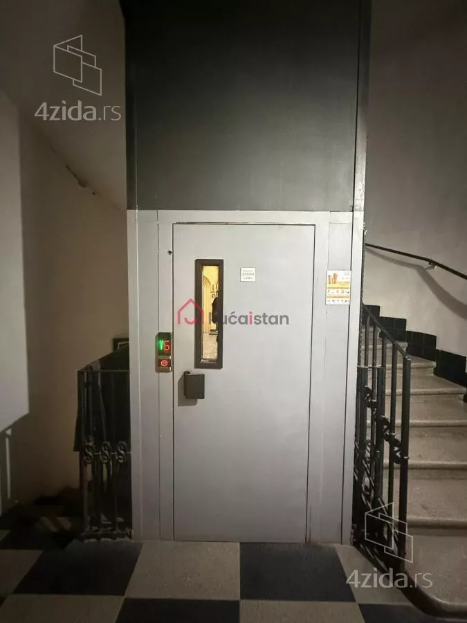 Petosoban stan | 4zida