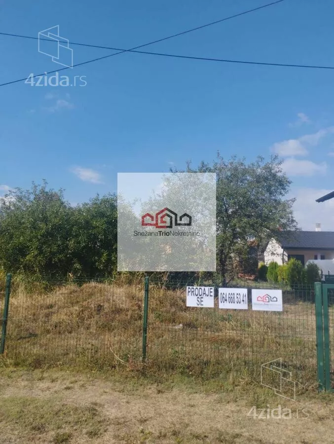 Plac | 4zida