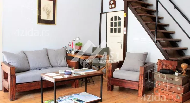 Četvoroiposoban stan | 4zida