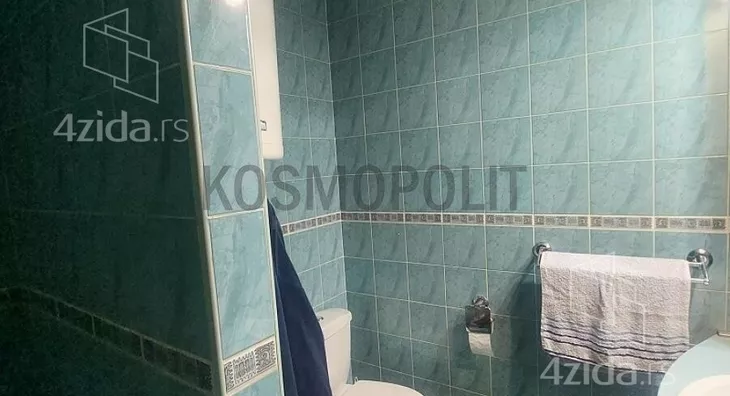 Šestosoban stan | 4zida