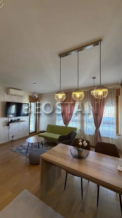 Kneza Stracimira | 4zida.rs