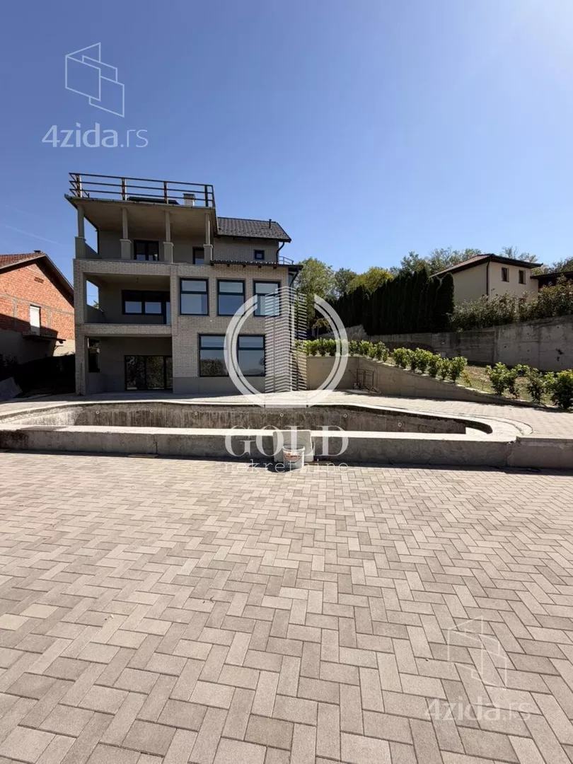 Kuća | 4zida