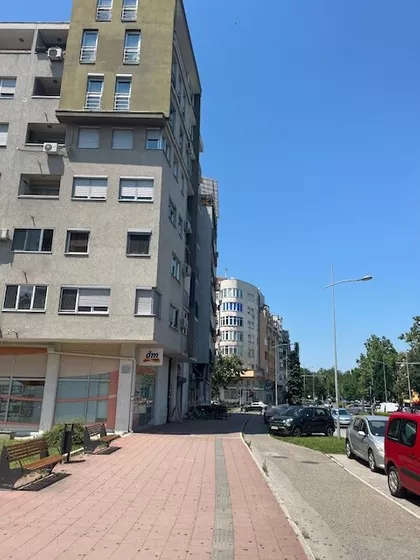 Braće Ribnikar | 4zida.rs