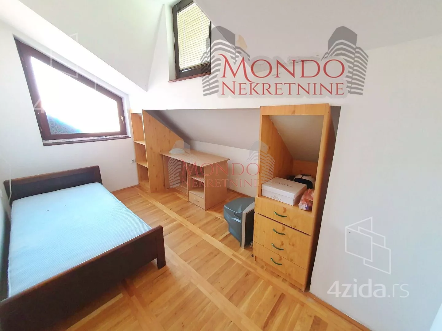 Četvorosoban stan | 4zida