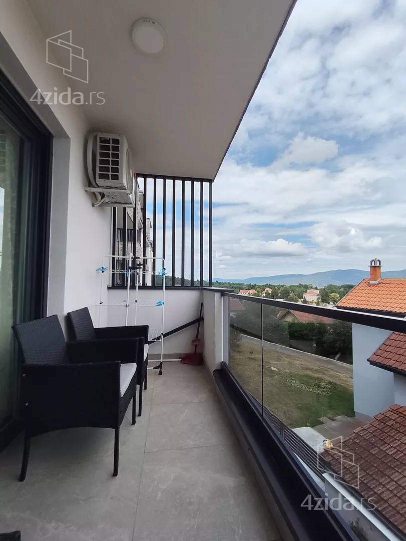 Garsonjera | 4zida