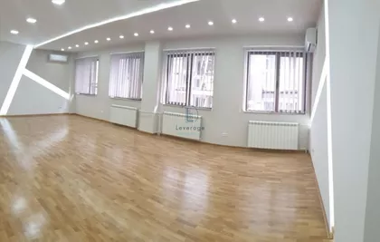 Hala Pionir | 4zida.rs