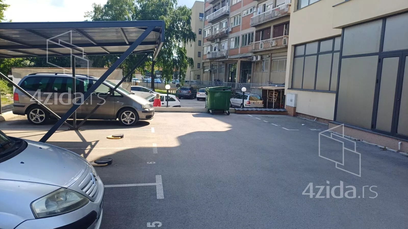 Poslovni prostor | 4zida