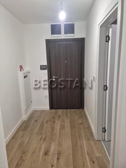 Pregrevica | 4zida.rs