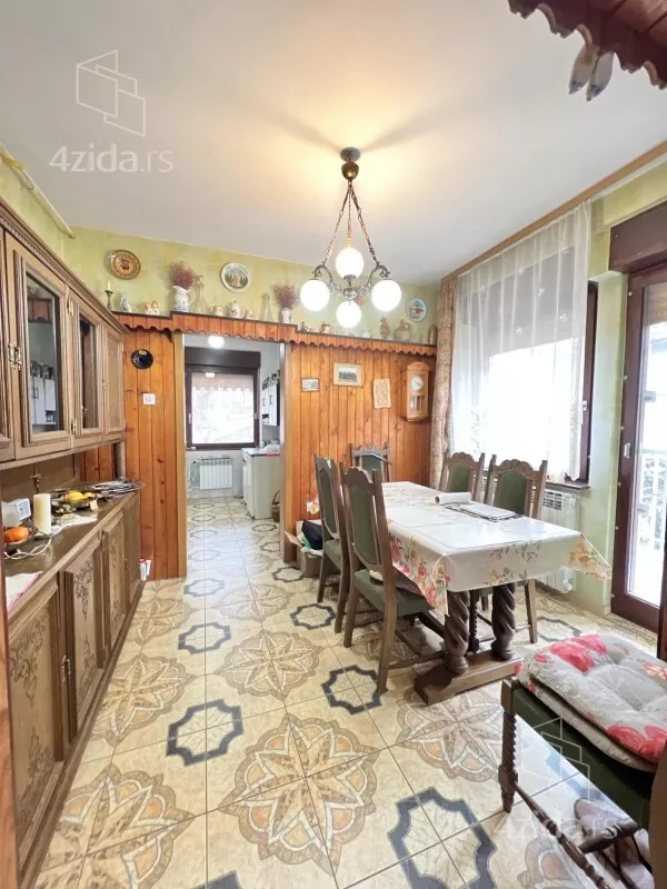Kuća | 4zida