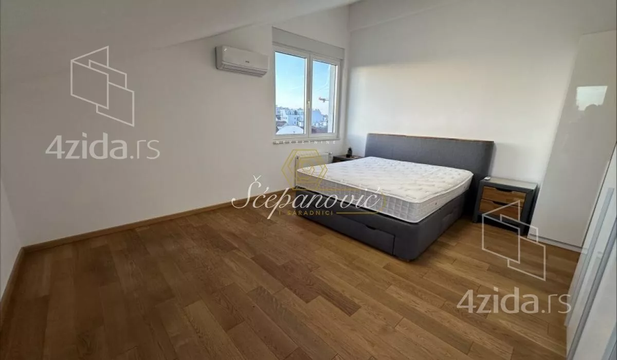 Petosoban stan | 4zida