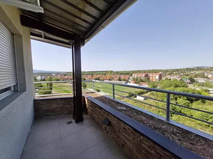 Vašarište | 4zida.rs