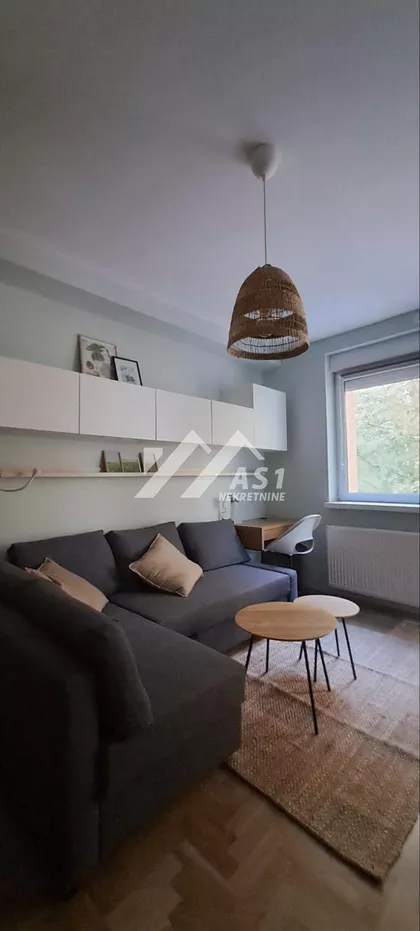 Šumadijska | 4zida.rs