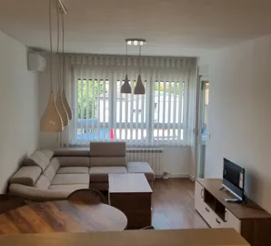 Centar, Zemun opština, Beograd, 2.0 stan | 4zida.rs