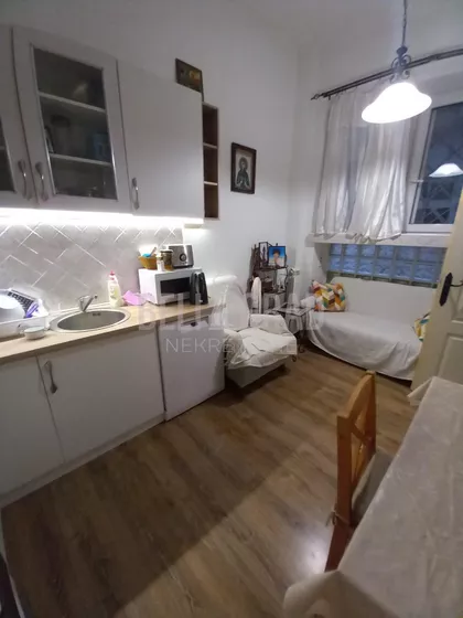 Cara Dušana | 4zida.rs