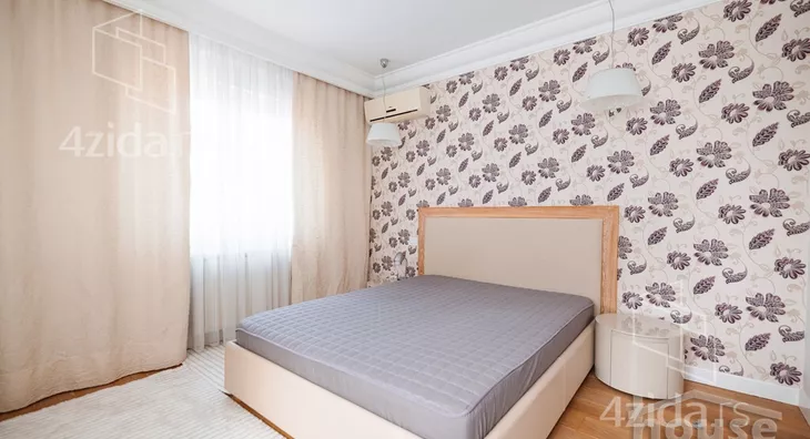 Šestosoban stan | 4zida