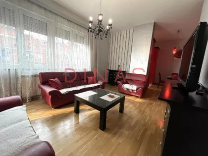Bulevar Oslobođenja | 4zida.rs