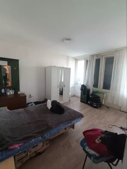 Ustanička | 4zida.rs