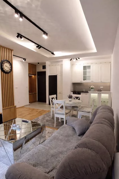 Vukov Spomenik | 4zida.rs