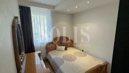 Cara Uroša X | 4zida.rs