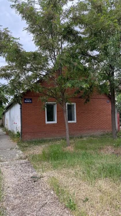 Vuka Karadžića 42 | 4zida.rs