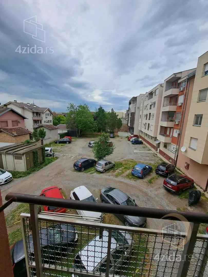 Garsonjera | 4zida