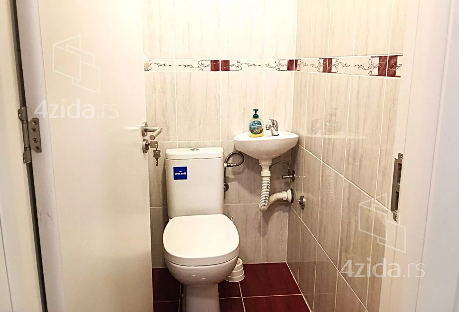 Troiposoban stan | 4zida