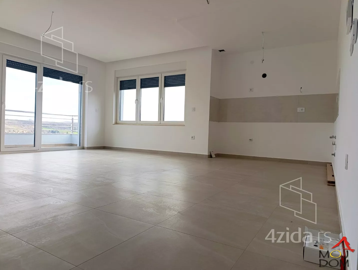 Četvorosoban stan | 4zida