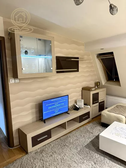 Dušanov Bazar | 4zida.rs