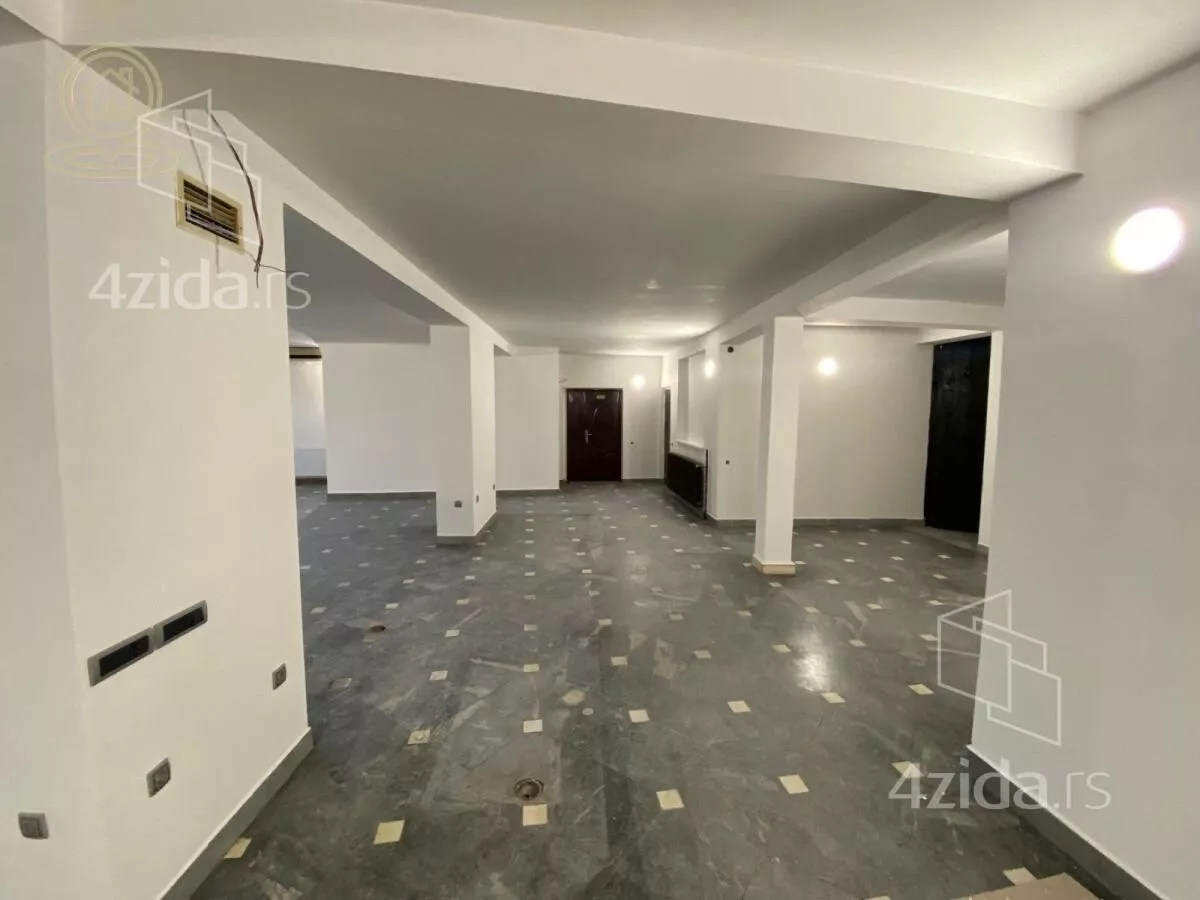 Poslovni prostor | 4zida