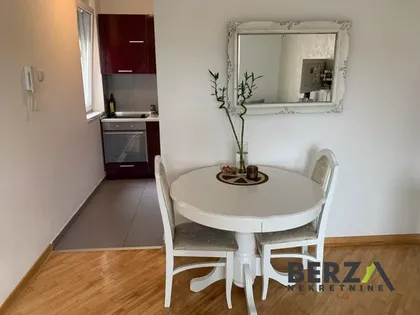 Socijalno | 4zida.rs