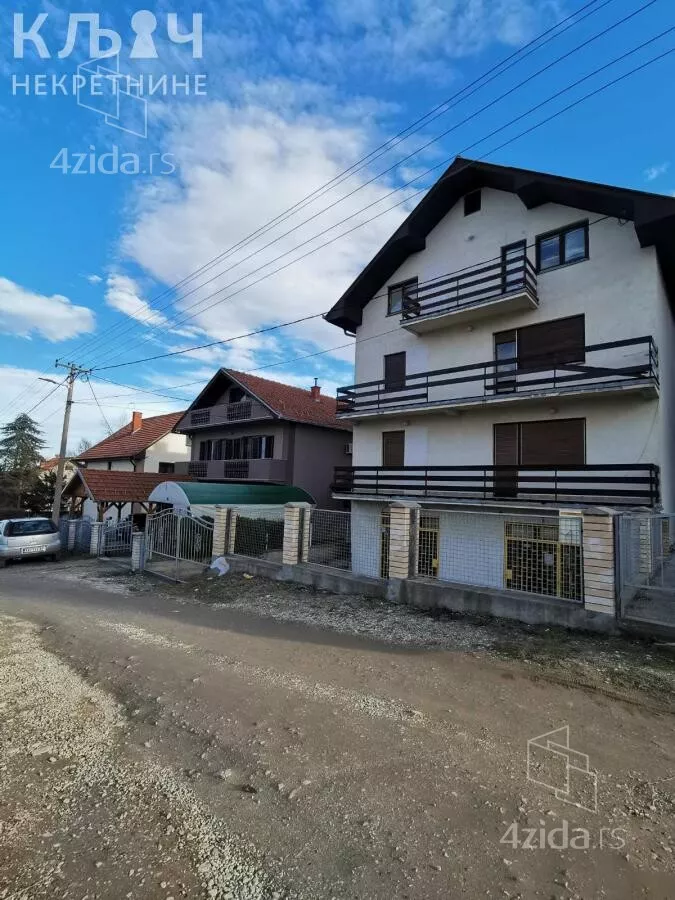 Kuća | 4zida