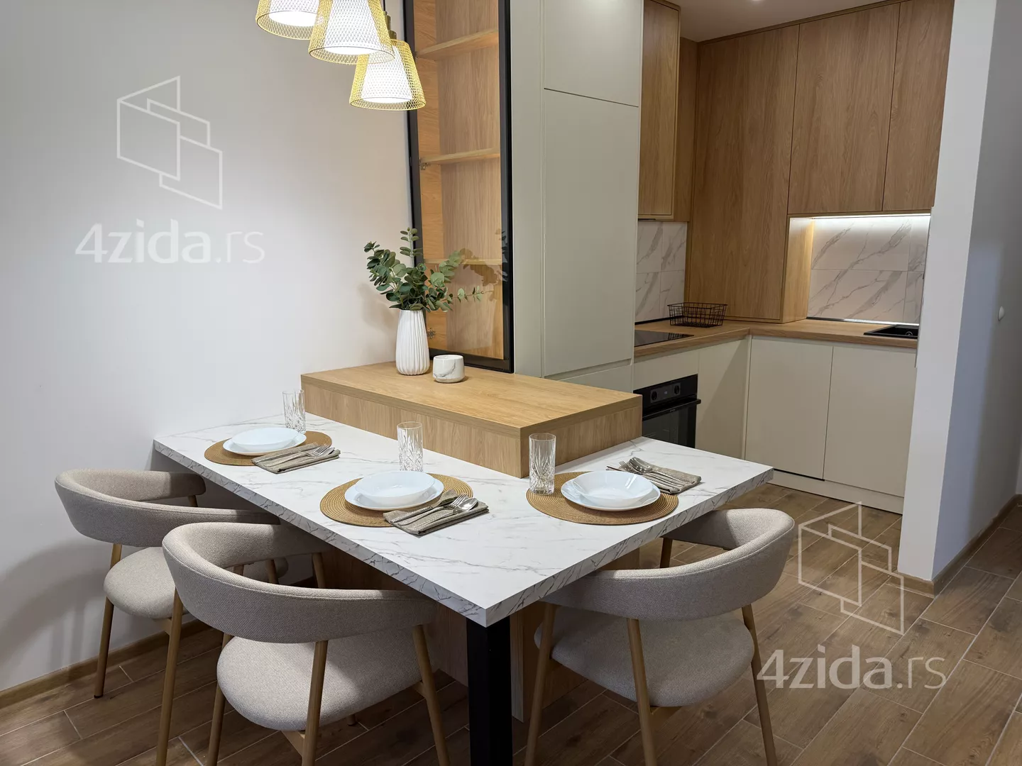 Jednoiposoban stan | 4zida