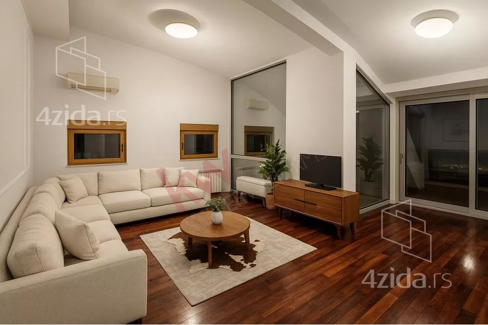 Šestosoban stan | 4zida