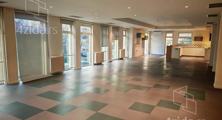 Poslovni prostor | 4zida