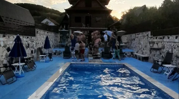 5-etažna kuća | 4zida