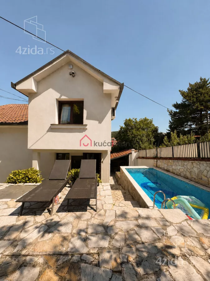 Kuća | 4zida