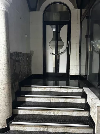 Cara Lazara | 4zida.rs