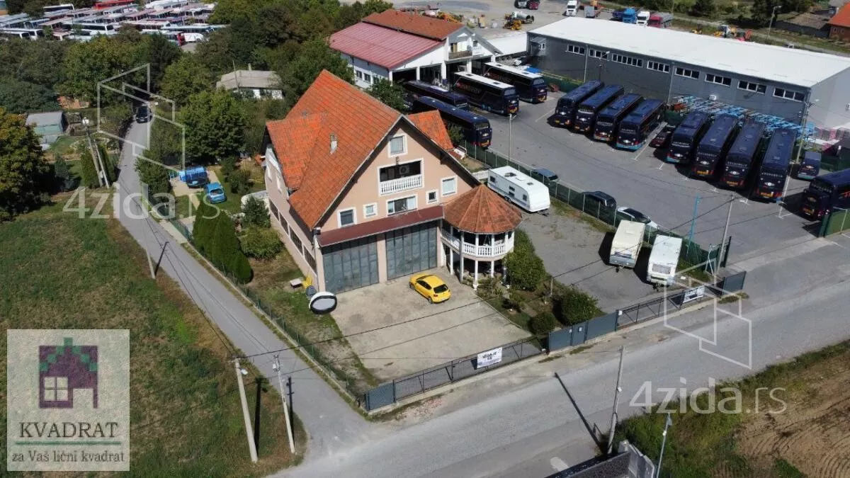 Poslovni prostor | 4zida