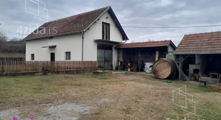 Poljoprivredno zemljište | 4zida