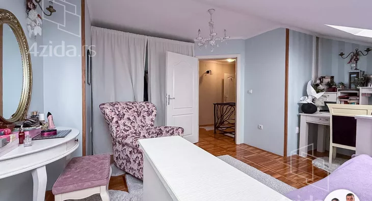 Troiposoban stan | 4zida